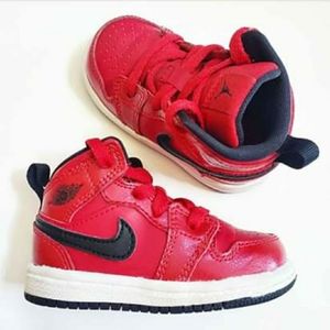 New in Box Nike Jordan Retro Shoes (4c)